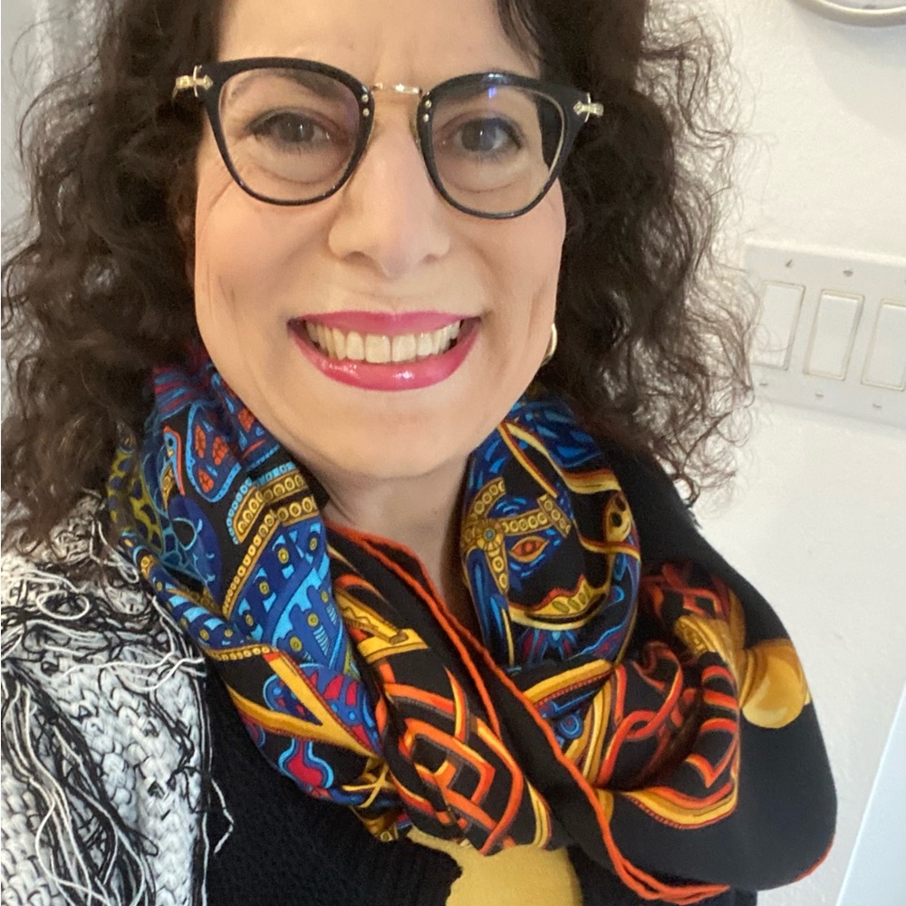 Meet your Posher, Liz
